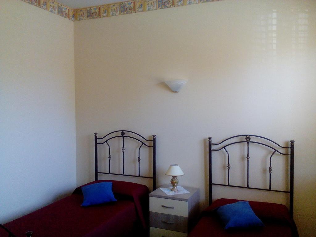 Villa Del Mar Avola Extérieur photo